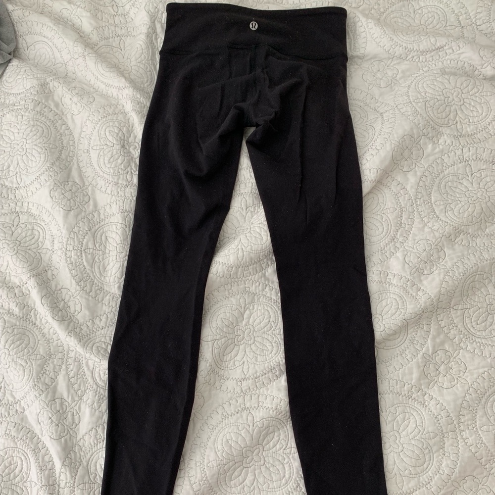 Full length lululemon leggings (black)
